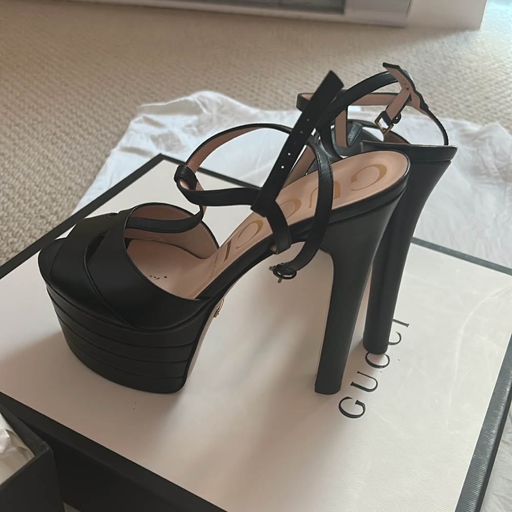 Sandals - Picture 3 of 7